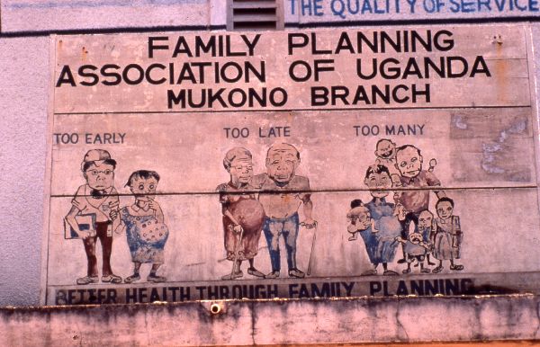 Family planning clinic - Mukono - Uganda 1996